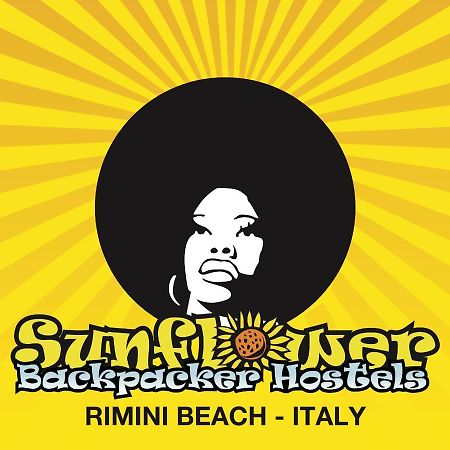 Sunflower Beach Backpacker Hostel & Bar Rimini Buitenkant foto